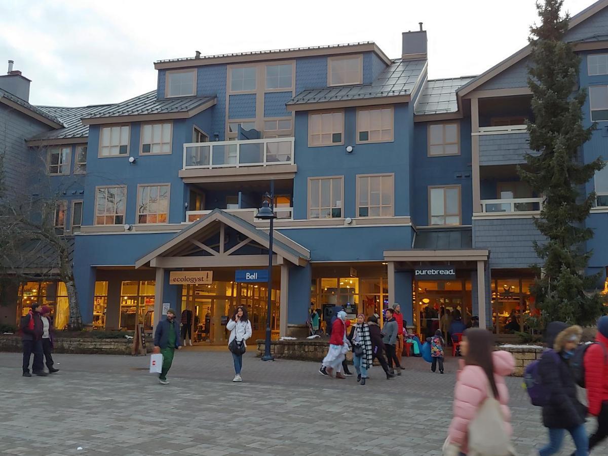 Tyndalstone Lodge 3 Bedroom In The Heart Of Village North ウィスラー エクステリア 写真